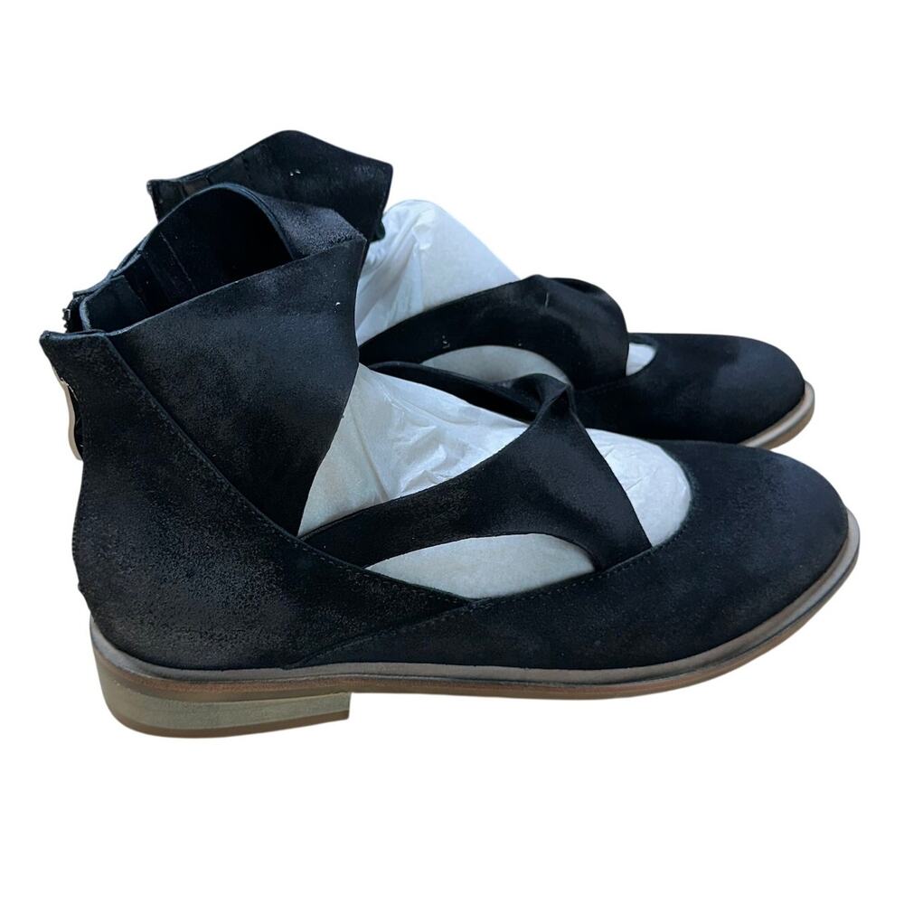 Antelope Suede Back Zip Flats Lalana Black Women's Size 36 (US 5-5.5) New in Box - Picture 2 of 9